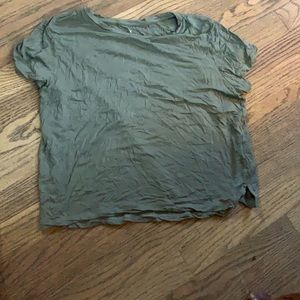 american eagle cropped top